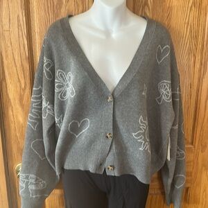 GREY NO BOUNDARIES SWEATERS NWT